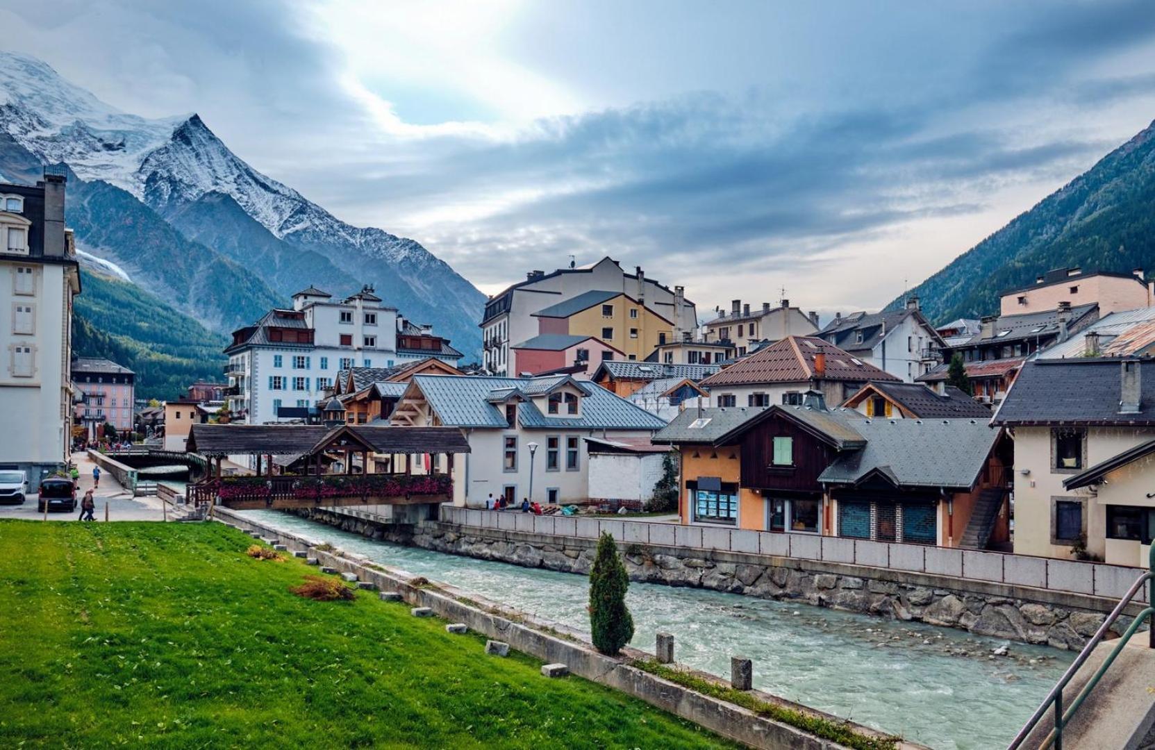Apartment Maisonnee - A Charming Chamonix Haven Exterior photo