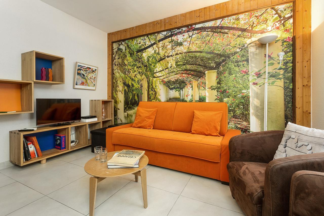 Apartment Maisonnee - A Charming Chamonix Haven Exterior photo